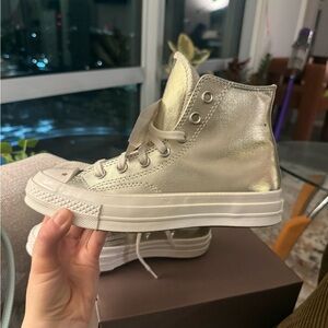NEW Converse Women's Metallic Gold High-Tops WITH minor cosmetic flaw